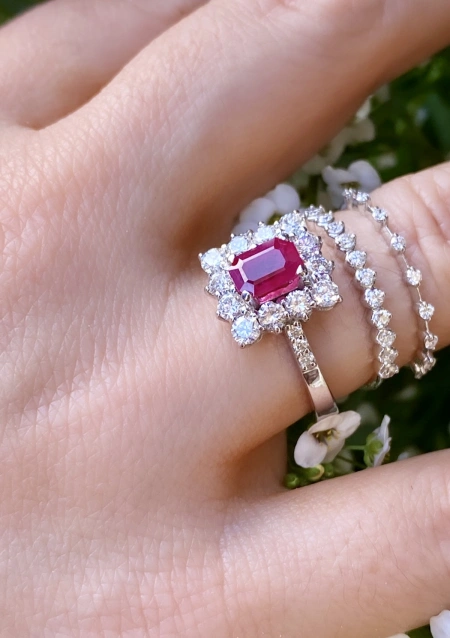 BUGANVILLA 18K white gold diamonds and ruby rosette ring.