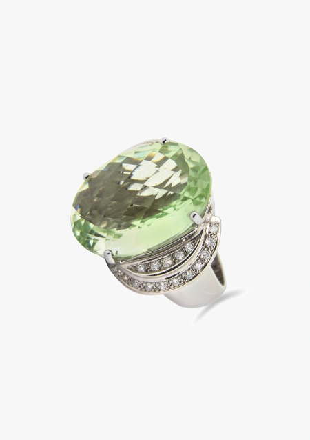 POMERANIA 18K white gold diamonds and green amethyst ring.