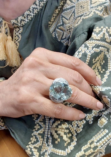 POMERANIA 18K white gold diamonds and green amethyst ring.
