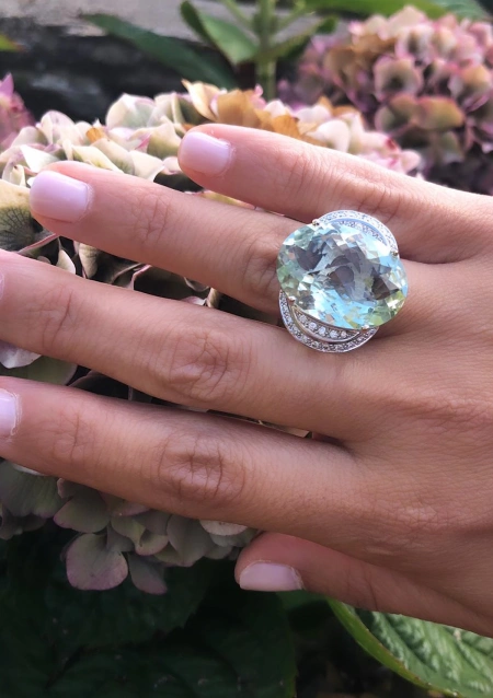 POMERANIA 18K white gold diamonds and green amethyst ring.