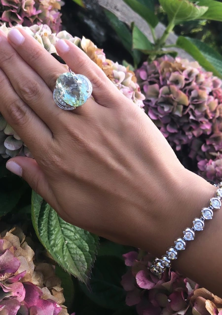 POMERANIA 18K white gold diamonds and green amethyst ring.