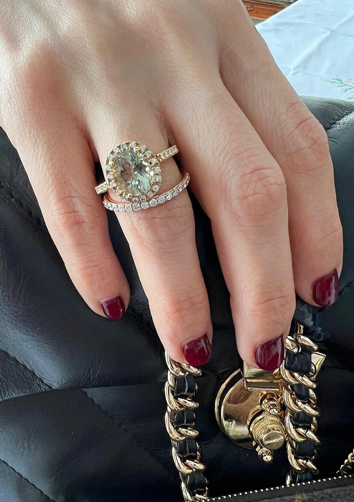 Bague demi alliance BIG PEPA en or 18 carats et diamants.