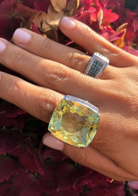 Anillo maxi KATERINA en oro blanco de 18K con diamantes y cuarzo limón|Anillos con Otras Gemas Naturales|Godiam Alta Joyería