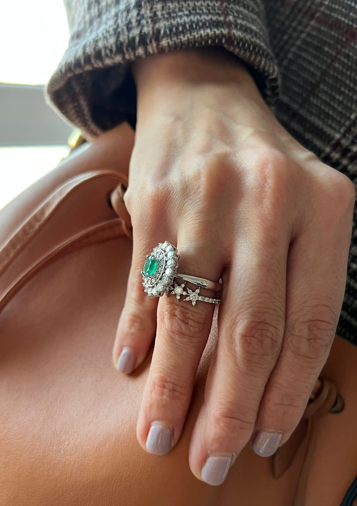 ELIZABETH 18K white gold with diamonds and emerald ring.