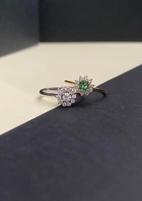 Bague SANDRA or blanc 18 carats diamants taille brillant.