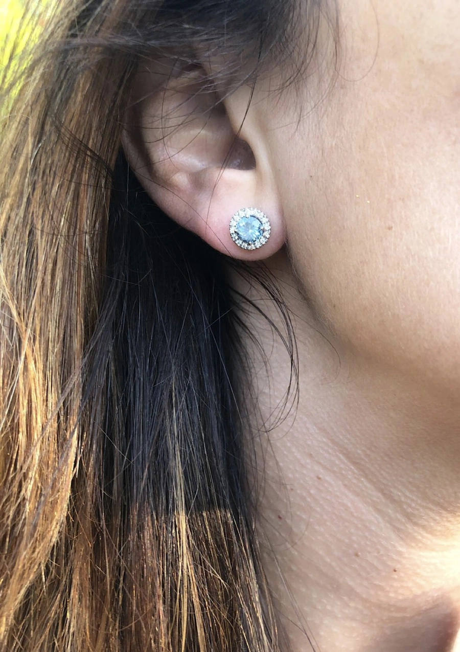 AMALFI 18K white gold earrings with diamonds & aquamarines.