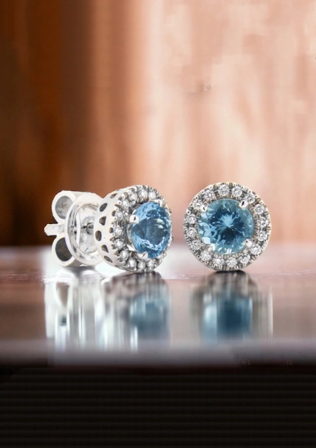 AMALFI 18K white gold diamonds and aquamarines earrings.