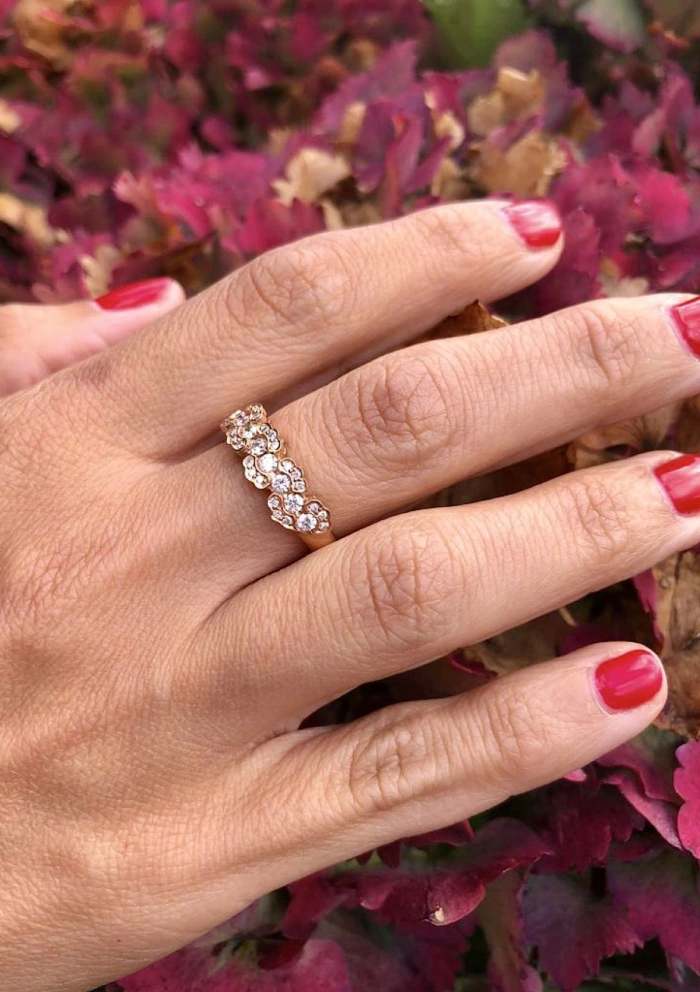 ONDIÑAS 18K rose gold diamonds art deco weddind band ring.