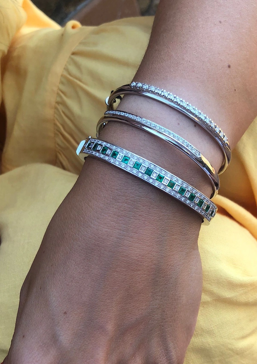 ESTELA 18K white gold with diamonds half-round bangle.