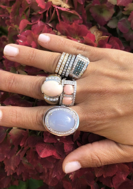 IRENE 18K white gold with diamonds and pink coral ring.