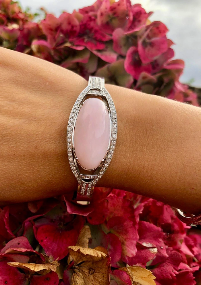 Pulsera DONOSTIA en oro blanco de 18K con diamantes y ópalo rosa