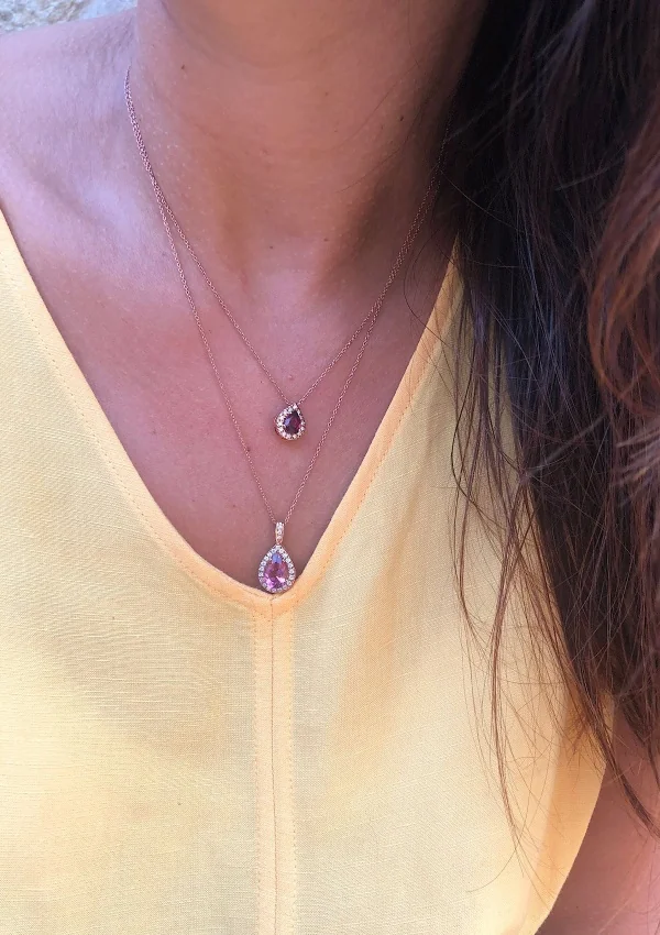 MORAIRA 18K white gold with brilliant cut diamonds crowned by a pear cut ruby pendant 2