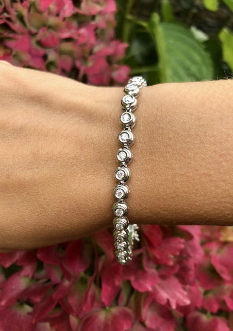 Pulsera riviêre ST. MORITZ en oro blanco 18K con diamantes|Pulseras|Godiam Alta Joyería