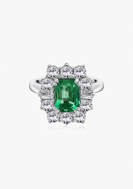 ESPERANZA 18K white gold with diamonds and emerald ring.