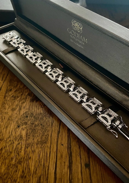 Pulsera Art Decó MAYA en oro blanco de 18K y diamantes|LUXURY BY GODIAM|Godiam Alta Joyería