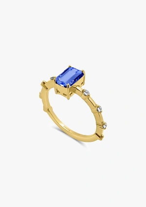 Anillo MIRANDA en oro amarillo de 18K con diamantes talla brillante y tanzanita talla octogonal