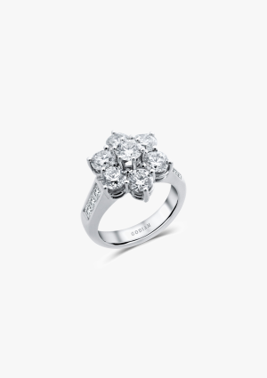MADRID 18K white gold with brilliant and princess cut diamonds rosette ring 2