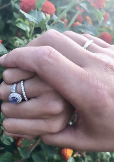 Anel LEILONIE em ouro branco 18K com diamantes e tanzanita.