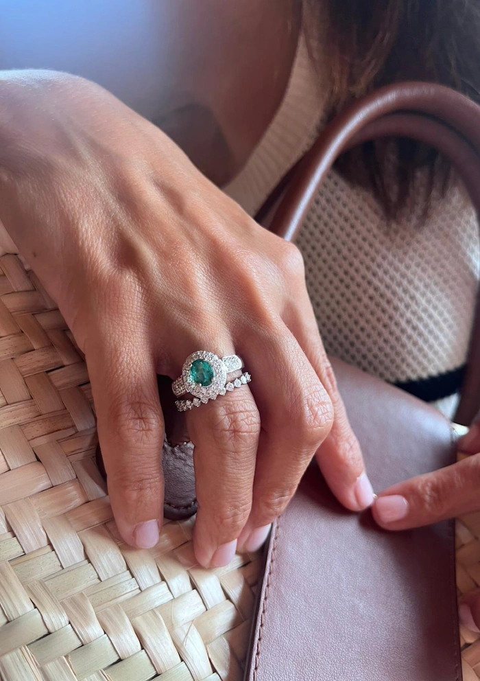 LEILONIE 18K white gold brilliant cut diamonds pave set and emerald