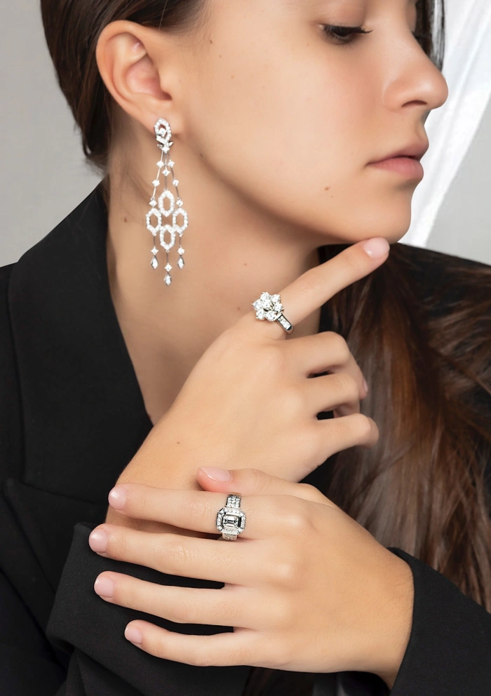 Pendientes BIG LIFE en oro blanco 18K y diamantes