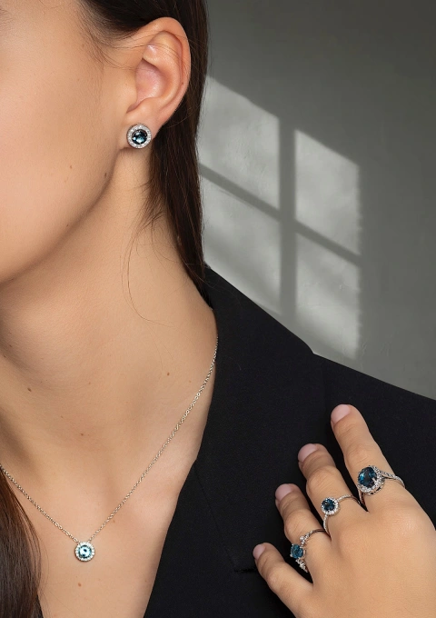 Pingente AMALFI ouro branco 18K com diamantes e aguamarina.