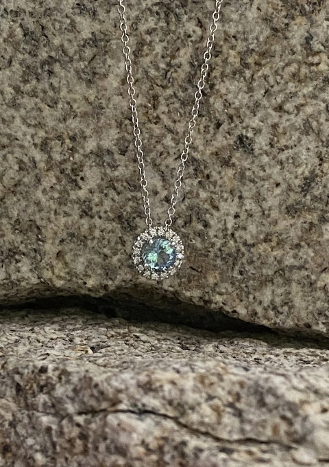 Pingente AMALFI ouro branco 18K com diamantes e aguamarina.