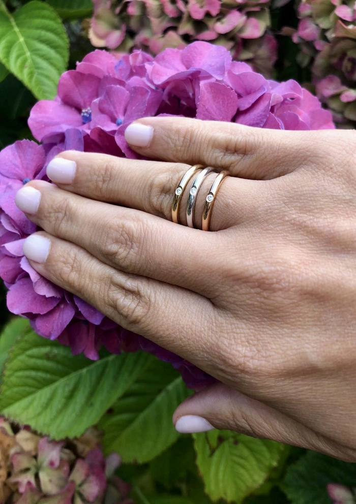 Alianza UNITY en oro amarillo de 18 quilates y diamante|Alianzas de Boda|Godiam Alta Joyería