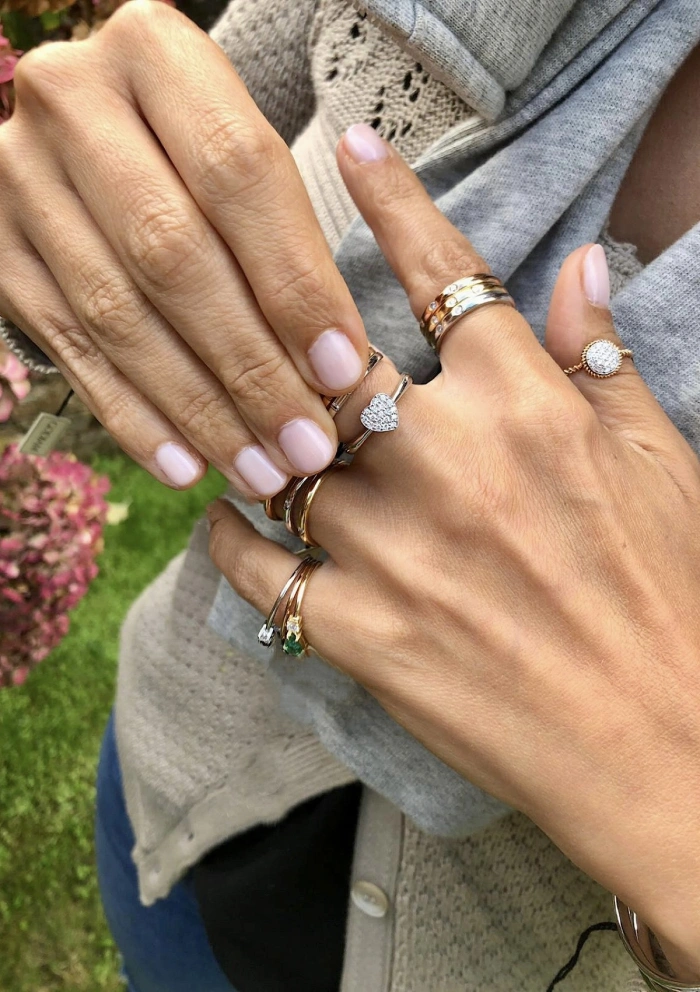 Alianza TRINITY en oro amarillo 18K con 3 diamantes|Alianzas de Boda|Godiam Alta Joyería