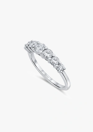 MACARENA 18K gold with 7 gradient brilliant cut diamonds wedding band ring. 2