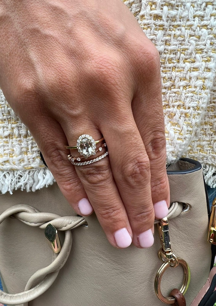 INDIA 18K yellow gold with diamonds and prasiolite ring.