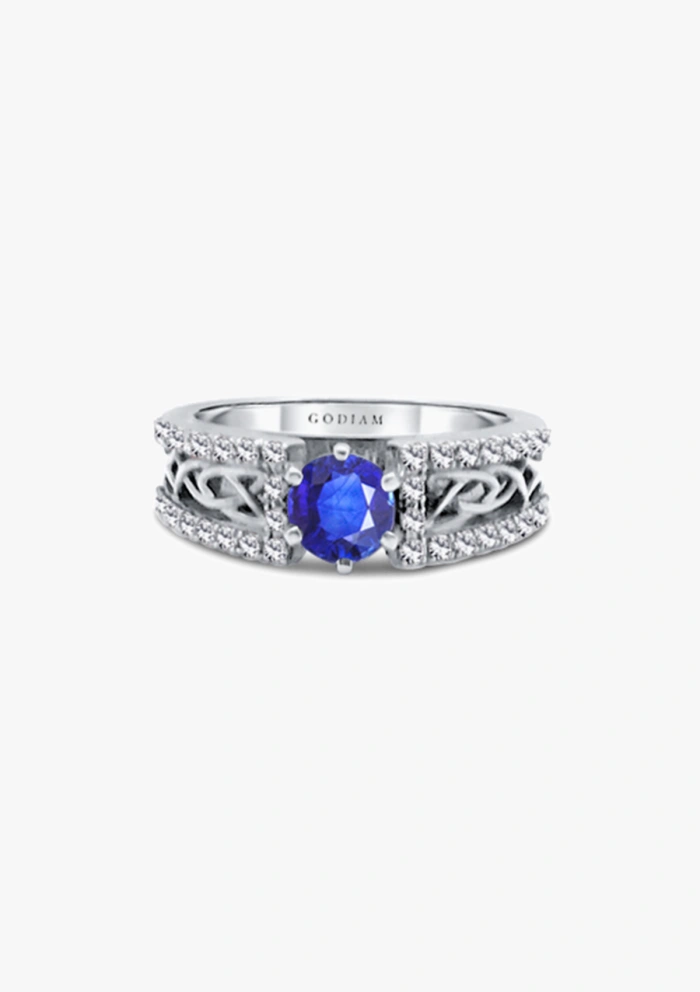 Anillo NURIA en oro blanco de 18K con diamantes y tanzanita|Anillos con Tanzanitas|Godiam Alta Joyería