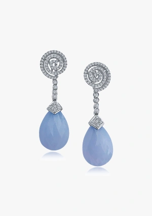 Boucles d'oreilles LUNA en or blanc 18K avec diamants taille brillant et calcédoines