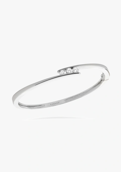 Bracelet rigide AMAIA en or blanc 18K et 3 diamants taille brillant en dégradé