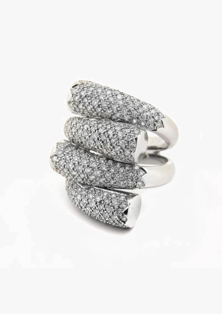 Anillo maxi SOCHI en oro blanco 18K con pavé de diamantes talla brillante
