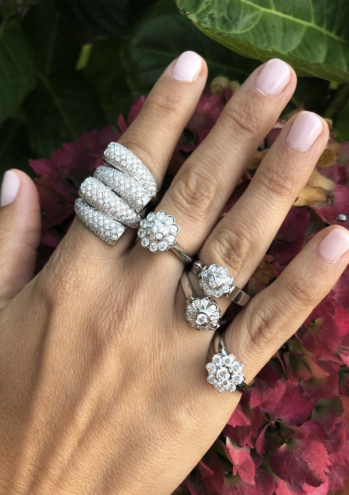Anillo maxi SOCHI en oro blanco de 18K y pavé de diamantes|LUXURY BY GODIAM|Godiam Alta Joyería