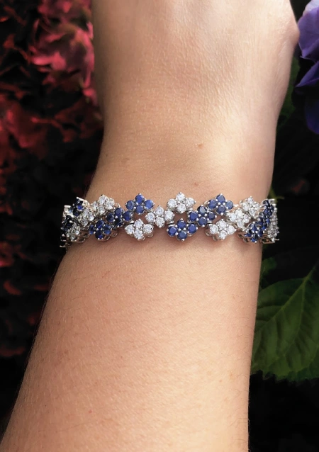 BLUE SKY DOHA 18K white gold diamonds and sapphires bracelet