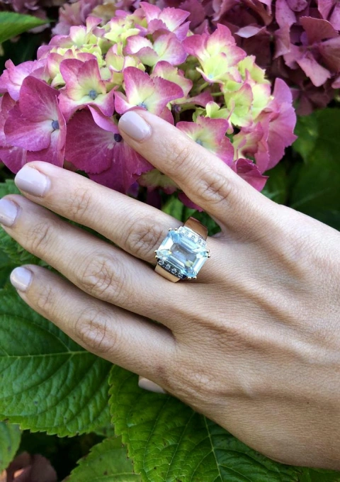 Anel maxi CALMA em ouro 18K com diamantes e água-marinha