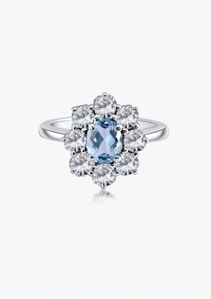 Bague SIMONETA or blanc 18K avec diamants et aigue-marine.