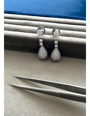 ALHAMBRA 18K white gold with diamonds convertible earrings.