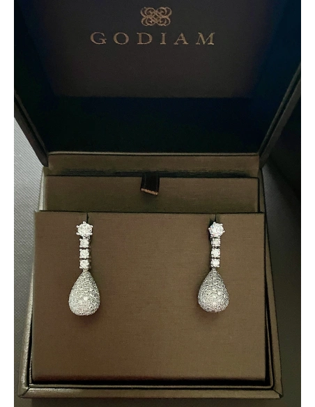ALHAMBRA 18K white gold with diamonds convertible earrings.