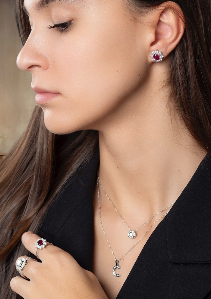 SIMONETA 18K white gold diamonds and ruby rosette ring.