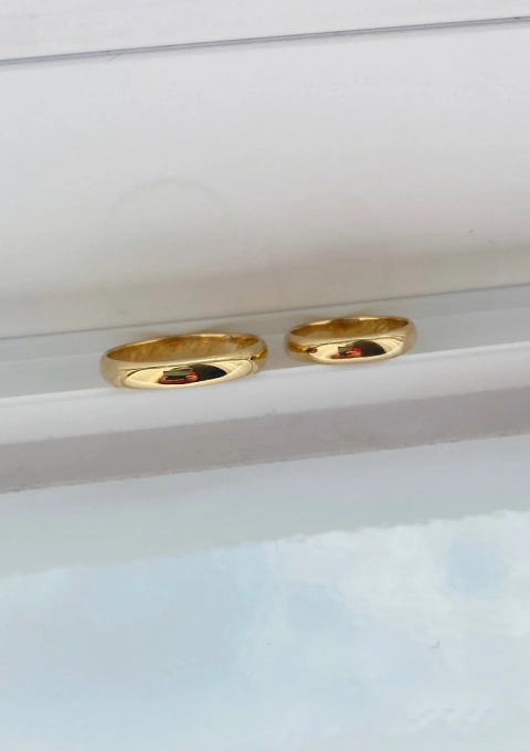 Alliance demi-ronde GODIAM CLASSICS en or 18 carats.