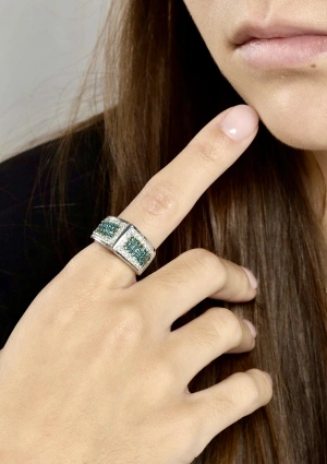 KEOPS 18K white gold with interspersed blue and white brilliant cut pave diamonds ring 2