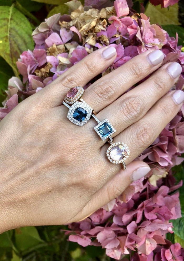 LUCÍA 18K white gold diamonds and London Blue topaz ring.