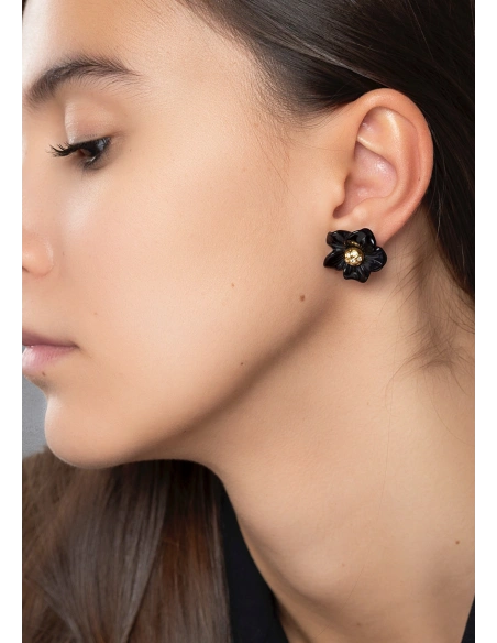 Pendientes BLACK LOTUS en oro amarillo de 18K con diamantes y flores de ónix|Pendientes con Otras Gemas Naturales|Godiam Alta Joyería