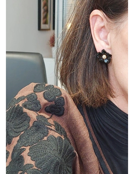 Pendientes BLACK LOTUS en oro amarillo de 18K con diamantes y flores de ónix|Pendientes con Otras Gemas Naturales|Godiam Alta Joyería