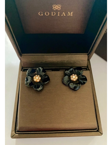 Pendientes BLACK LOTUS en oro amarillo de 18K con diamantes y flores de ónix|Pendientes con Otras Gemas Naturales|Godiam Alta Joyería