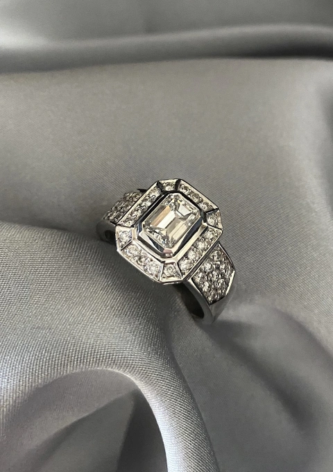 Bague MARIA en or blanc 18 carats avec diamants