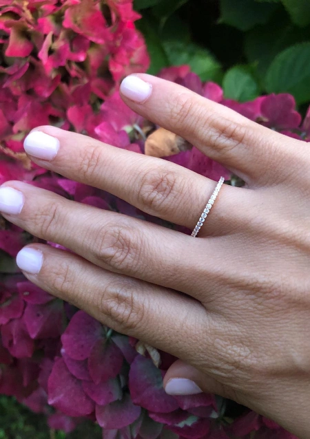 Alianza entera ETERNITY 1.35 en oro de 18 quilates con diamantes