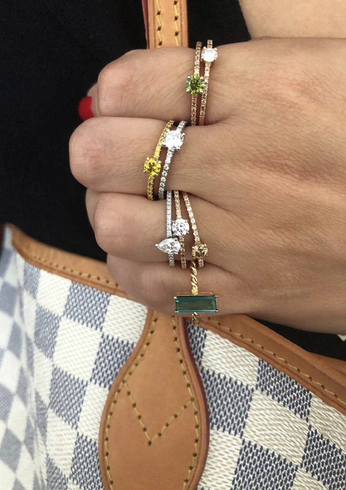 MERY 18K yellow gold with green indigolite tourmaline ring.